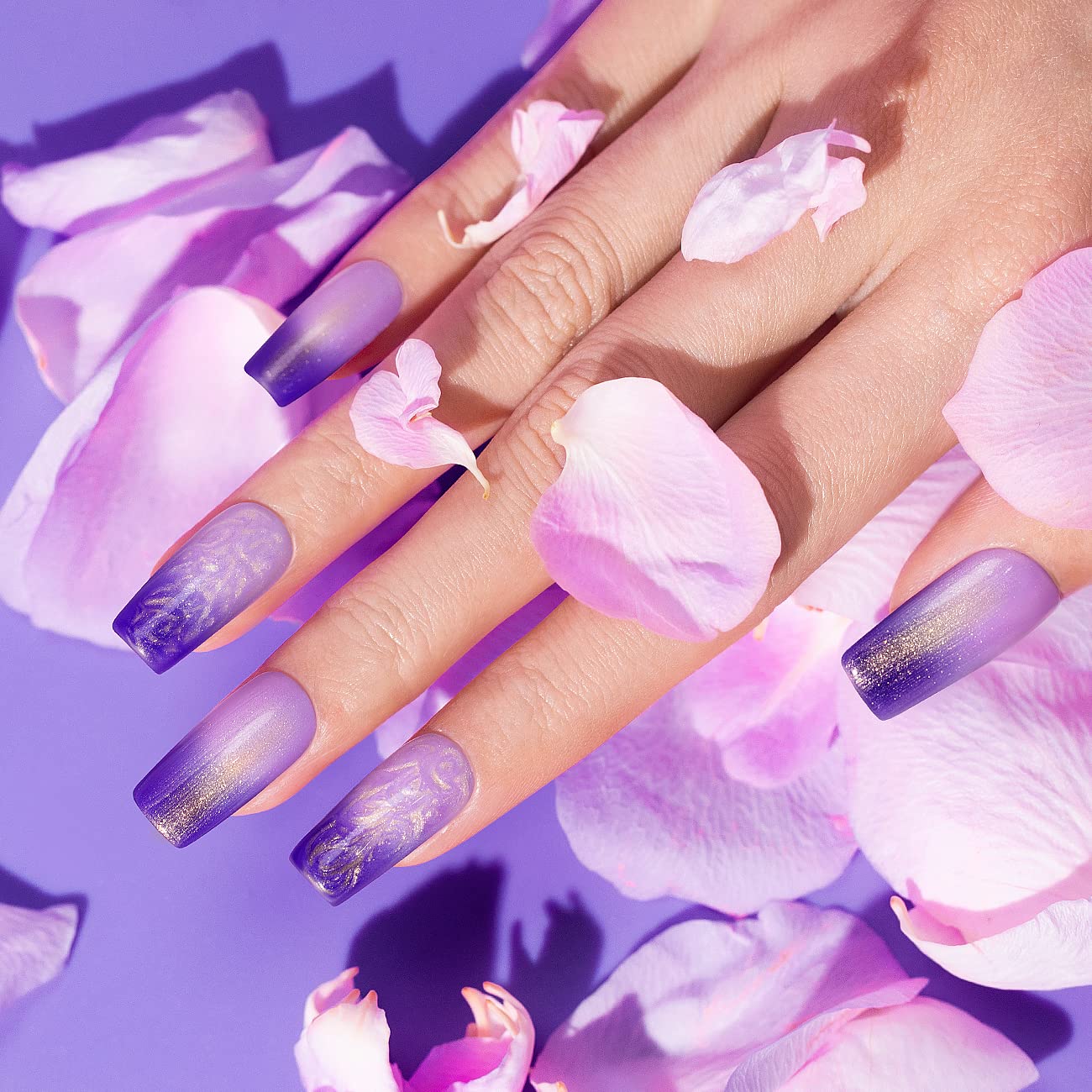 Amethyst thermal purple lavender gradient manicure with flower decorations color changing effect on nails
